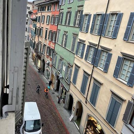 Апартаменти Gatto Bianco Bergamo 9 Екстер'єр фото
